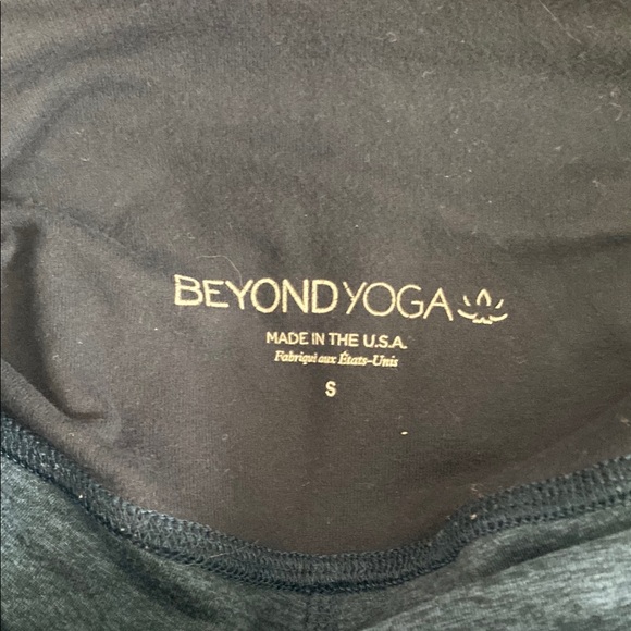 Beyond Yoga Kids Colorblock Leggings - Picture 2 of 3